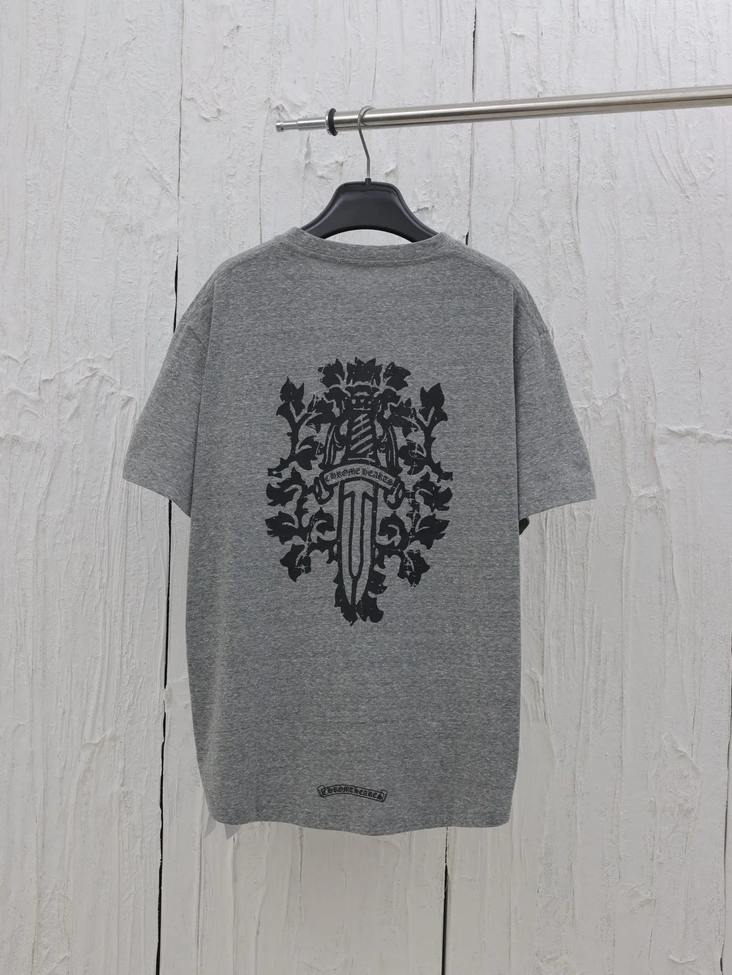 🅿️290 Chrome Heart*/Chrome Heart Ch floral gray sword short-sleeved T-shirt YB custom-dyed floral gray 26 weave 200g Gray fabric is extremely expensive and there is no current fabric in the market. Printing uses a variety of printing techniques. Customized accessories Size: S/M/L
